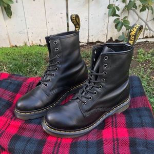 Dr. Martens 1460 Boots Black Nappa UK 6 / US 8